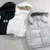 Colete de algodão com quatro bolsos, mesmo estilo, para mulheres, modelo curto, nova coleção de inverno 2026, adequado para baixinhas, agasalho de inverno