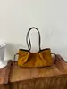 Bolso de Hombro de Diseño Vintage de Nicho para Mujer, Nuevo Bolso Tote Informal de Moda en Gamuza, Bolso de Axila para el Trabajo