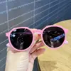 Armazón de Gafas para Niños Moda Tendencia Patilla Suave de Silicona Gafas de Sol Decorativas para Niños y Niñas Juguete Gafas de Sol sin Lente para Niña Pequeña
