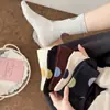 Novas Meias Femininas Estilo Japonês com Bolinhas para Outono e Inverno 2026, Meias de Algodão Absorventes de Suor e Respiráveis, Meias Longas Zhuzji Atacado