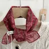 Lenço Quadrado Pequeno de Algodão e Linho com Bolinhas Vermelhas e Castanha para Mulheres na Primavera e Verão, Lenço de Seda Pequeno Decorativo Versátil, Lenço de Cabeça Moderno Multifuncional