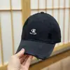 Boné de Baseball Bordado com Letras 2026 Novo para Mulheres, Boné Simples Versátil de Topo Macio para Primavera e Verão Que Faz o Rosto Parecer Menor, Estilo Tendência para Casais