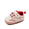 Sapatos de caminhada para bebês para primavera e outono, para meninos de 0 a 1 ano, sapatos de caminhada frontais com sola macia, sapatos antiderrapantes para bebês, personalizáveis