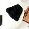 Chapéu de Tricô Soltinho Estilo Japonês para Mulheres, Versátil para Outono e Inverno, Estilo Coreano, Quente, Protege as Orelhas, Solto, Fábrica