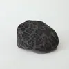 Chapéu Estiloso de Rua para Bebê com Aba Frontal Tendência Transfronteiriça Cool Estampa de Leopardo Boina para Menino Estilo Coreano Chapéu de Veludo para Crianças ao Ar Livre