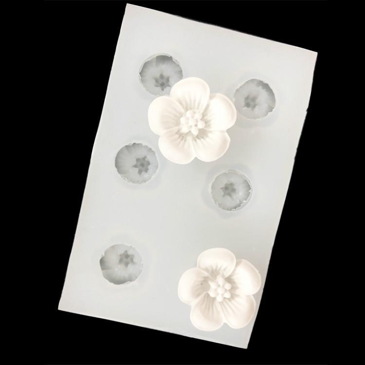 11712418181_680839847