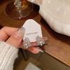 Pendientes de perlas de encaje con diseño de alta gama, ligeros y lujosos, para mujer, elegantes y geométricos, joyas para las orejas de celebridades de Internet.