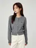 Fábrica de Suéteres Dalan Source Cárdigan de punto de color liso suave estilo coreano para mujer, suave y amigable con la piel, top versátil para principios de otoño