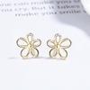Pendientes de botón de plata de ley 925 con diseño calado de flor para mujer, simples, versátiles, de moda, aretes de flor, joyería de oreja elegante personalizada para Ins