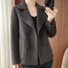 Elegante abrigo de lana otoño e invierno para personas petite, moderno modelo nuevo 2026, versátil para ir al trabajo, corte holgado con botones de doble botonadura y bolsillos
