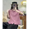 Nueva camisa con borde bordado estilo chino para mujer, nuevo modelo de verano 2026, top de algodón y lino con manga de farol
