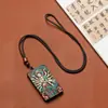 Colgante de Madera de Águila Wushi Pai Guanyin de Mil Manos Placa de Madera Pintada Adorno Imitación de Madera de Águila Artesanía de Madera Personalizada Cultural y Creativa