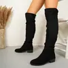 Botas de tornozelo elegantes e versáteis de cor sólida, minimalistas para o trajeto diário, coleção de verão 2026, botas plataforma estilo francês que emagrecem e são chiques