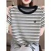 Camiseta Feminina de Algodão Puro com Listras, Manga Curta, Ombro Normal, Estilo Coreano, Moda Versátil, Chique, Rejuvenescedora, Emagrecedora, Top Tendência
