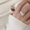 Anillo de Plata de Ley 925 Simple Dulce Fresco Flor Otoño Invierno Nuevo Anillo para Mujer ins Sensación de Alta Gama Anillo de Junta Abierta Ajustable