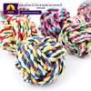 Atacado couro tingimento multicolorido nó de algodão brinquedo para pet bola corda de algodão bola trançada 7cm brinquedo para cachorro médio