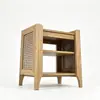Venda direta da fábrica de e-commerce transfronteiriço estilo simples rack de armazenamento de 2 grades trançado em rattan grande espaço de armazenamento adequado para sala de estar quarto