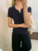 Camiseta de Verano 2026 para Mujer, Cuello en V Pequeño, Manga Corta, Delgada, Transpirable, Color Sólido, Casual, Simple, Ajustada, Camisa Elegante