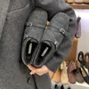 Mocassins Femininos de Bico Quadrado com Salto Interno Entalhado Retrô de 4cm Sapatos Femininos 2025 Outono e Inverno Novo Estilo Britânico Quentes Sapatos de Couro Pequenos