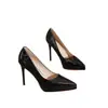 Zapatos de tacón de aguja elegantes y versátiles estilo hada 2026, punta fina, estilo francés, nuevos tacones altos de charol, estilo deslumbrante