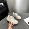 Sapatos Casuais de Skate Brancos de Outono e Inverno com Solados Grossos, Aumento de Altura, Tênis de Plataforma Populares Macios e Respiráveis para Mulheres