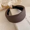 Diadema de tela estilo coreano inspirada en Instagram con botones de tela y lunares para mujer, nuevo modelo 2026, diadema dulce que no aprieta la cabeza, accesorio para el cabello de alta gama