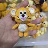 Muñeca de Monstruo de Tres Ojos Colgante de Lana Colgante Tejido a Mano Producto Terminado Muñeca de Ganchillo Hecha a Mano Colgante de Ganchillo Producto Terminado