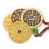 Gasto de dinero de cobre por chismes del zodiaco. Dinero de chismes del zodiaco.
