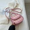 Bolso de mano rombo simple moderno elegante suave 2022 otoño e invierno Nuevo estilo occidental texturizado bandolera cruzada bandolera