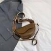 Bolso bandolera de estilo nicho para mujer, tendencia de moda femenina, bolso bandolera para mujer, novedad de invierno 2023, bolso bandolera informal sencillo para la axila.