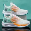 Nuevos Zapatos Deportivos Ligeros para Correr Primavera y Verano 2025 Transpirables Amortiguadores Suela Suave Zapatos para Estudiantes Zapatos Ligeros para Hombre
