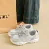 Zapatillas de correr para mujer, zapatillas de entrenamiento alemanas, moda de verano 2026, malla deportiva casual transpirable, versátiles, elegantes, modelo nuevo, cómodas