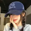 Gorra de Béisbol Azul Marino para Mujer de Borde Ancho Estilo Coreano con Bordado de Letras para Caras Grandes, Mismo Estilo que Lu Yuxiao