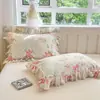 Juego de Falda de Cama Acolchada Estampada 100% Algodón Falda de Cama Engrosada Cubre Cama Funda Nórdica Ropa de Cama Individual Doble Comercio al por Mayor
