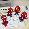 Llavero Colgante de PVC Pegamento Suave Spider-Man Muñeco Actividad Bolsa de Regalo Pequeña Colgante Llavero de Dibujos Animados