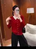 Suéter feminino de lã fiada fina para primavera e outono, com gola delicada em tricô vazado, design vazado primorosamente trabalhado e textura de lã refinada, perfeito para um look de trabalho chique e elegante