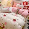 Juego de Ropa de Cama Fresco y Sencillo de Cuatro Piezas, Funda de Edredón, Ropa de Cama Individual para Dormitorio de Chicas, Uso en el Hogar, Lavable, Conjunto Moderno de Tres Piezas