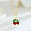 Nuevo Collar de Acero de Titanio con Goteo de Aceite de Fresa y Cereza Dulce y Lindo para Mujer, Cadena Sencilla y Versátil para la Clavícula Serie Frutas al por Mayor