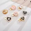 Novos Botões de Liga de Zinco Pérola Flor Rosa para Roupas Femininas Abotoaduras Pequenos Acessórios Decorativos DIY Estilo Chanel para Joias