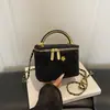 Bolso bandolera acolchado con cadena de alta gama para mujer, transfronterizo, nuevo de moda otoño 2026, bolso caja de mano popular de nicho