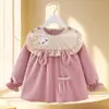 Bata de Niña Princesa Ropa Exterior Babero de Bebé para Comer Impermeable Anti-Suciedad Vestido Invertido Bolsillo para Arroz Delantal Otoño e Invierno