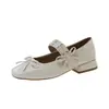 Zapatos de tacón alto y grueso estilo francés de corte bajo para mujer Verano 2026 Nuevos Tallas Grandes Estilo Hada con Faldas Mary Janes Zapatos Pequeños de Cuero