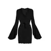 Vestido Xin Selection Sexy com Decote V, Patchwork de Renda, Manga Flare e Saia Bodycon Justa, Elegante e que Molda o Corpo