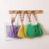 Bolsa de Hombro con Borlas de Algodón Tejido de Venta Caliente Transfronteriza Nueva Bolsa de Paja Plisada de Nicho para Mujer Bolsa de Playa para Vacaciones en la Costa
