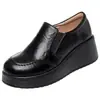 Zapatos de Cuña para Mujer Suela Gruesa Punta Redonda Cómodos Piel Suave Zapatos de Mamá 2026 Primavera Nuevos Estilo Británico Simples Zapatos de Piel para Primavera y Otoño