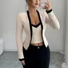 Conjunto de punto acanalado de dos piezas simulado con borde negro de estilo francés europeo y americano transfronterizo 2026 para mujer, vestido corto ajustado a la cintura de chicas europeas y americanas de moda