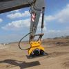 Excavadora vibratoria hidráulica apisonadora excavadora máquina apisonadora plana cuchara de excavadora equipo de soporte del extremo delantero de la varilla