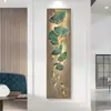 Nove imagens de peixes na entrada, faixas estreitas de pintura de decoração de varanda, de frente para a porta, murais verticais, pinturas no corredor de entrada