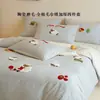 Juego de ropa de cama de algodón cepillado de alta calidad, cuatro piezas, algodón puro, 100% algodón, nuevo para otoño e invierno 2026, funda de edredón, sábana, bordado de dibujos animados, clase A