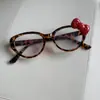 Subcultura Celebridad de Internet Espejo Lindo con Decoración de Lazo Gato Negro con Marco Estampado de Leopardo Gafas para Estilismo Sin Maquillaje Modernas